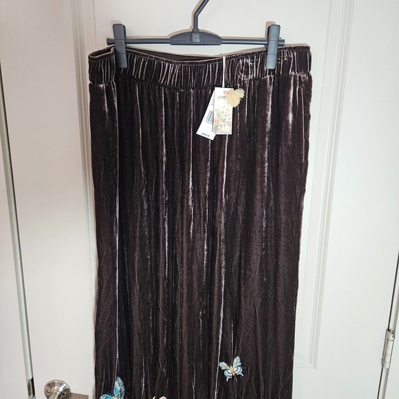 $365 NEW Johnny Was Velvet‎ Wide Leg Pant XXL Butterfly Embroidered Brown - Picture 3 of 16